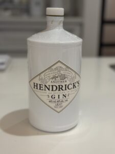 Another Hendrick's（アナザー・ヘンドリックス）のボトル